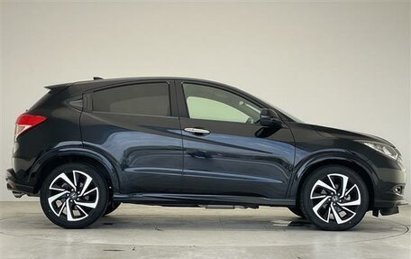 Honda Vezel, 2017 год, 1 400 000 рублей, 3 фотография