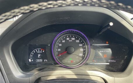 Honda Vezel, 2017 год, 1 400 000 рублей, 11 фотография