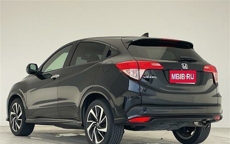 Honda Vezel, 2017 год, 1 400 000 рублей, 6 фотография