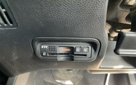 Honda Vezel, 2017 год, 1 400 000 рублей, 29 фотография