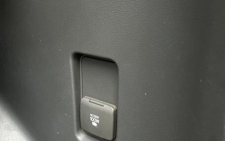 Toyota Land Cruiser Prado 150 рестайлинг 2, 2012 год, 2 400 000 рублей, 22 фотография