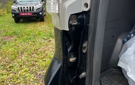 Toyota Land Cruiser Prado 150 рестайлинг 2, 2012 год, 2 400 000 рублей, 23 фотография