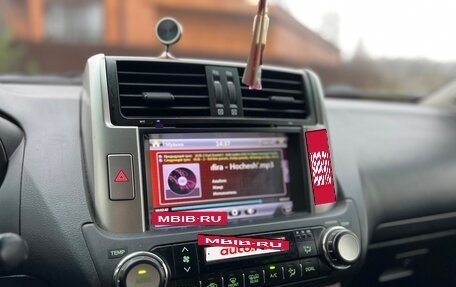 Toyota Land Cruiser Prado 150 рестайлинг 2, 2012 год, 2 400 000 рублей, 35 фотография