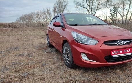 Hyundai Solaris II рестайлинг, 2012 год, 950 000 рублей, 2 фотография
