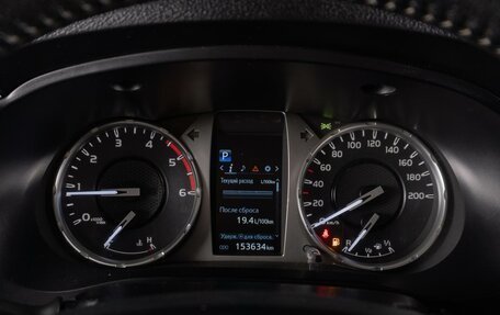 Toyota Hilux VIII, 2020 год, 3 989 000 рублей, 13 фотография