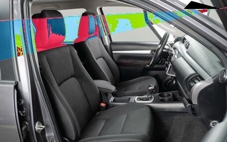 Toyota Hilux VIII, 2020 год, 3 989 000 рублей, 8 фотография