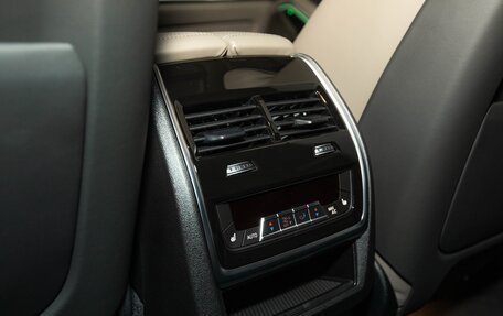 BMW X6 M, 2025 год, 22 000 000 рублей, 21 фотография