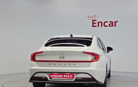 Hyundai Sonata VIII, 2021 год, 1 800 000 рублей, 4 фотография