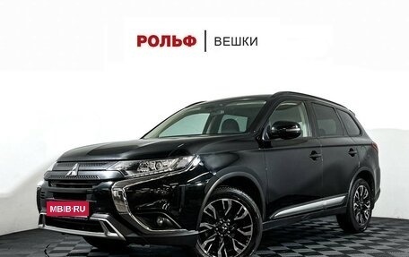 Mitsubishi Outlander III рестайлинг 3, 2021 год, 2 395 000 рублей, 1 фотография