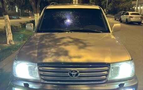 Toyota Land Cruiser 100 рестайлинг 2, 2004 год, 1 750 000 рублей, 8 фотография