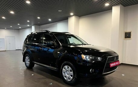 Mitsubishi Outlander III рестайлинг 3, 2010 год, 883 000 рублей, 1 фотография