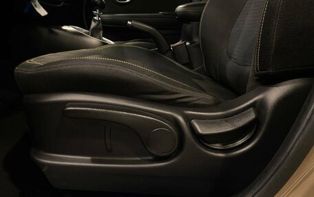 KIA Soul II рестайлинг, 2014 год, 1 199 000 рублей, 33 фотография