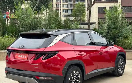 Hyundai Tucson, 2022 год, 2 250 000 рублей, 3 фотография