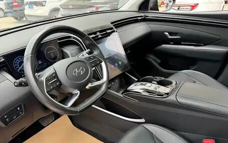 Hyundai Tucson, 2022 год, 2 250 000 рублей, 6 фотография