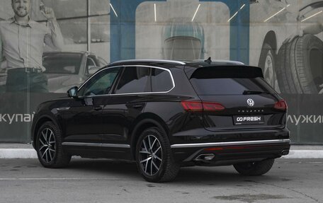 Volkswagen Touareg III, 2018 год, 5 669 000 рублей, 2 фотография