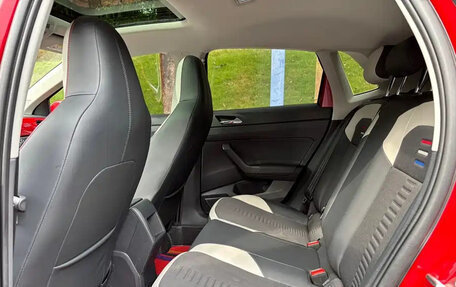 Volkswagen Polo, 2021 год, 1 040 000 рублей, 10 фотография