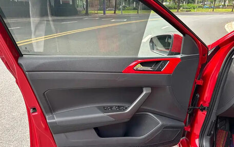 Volkswagen Polo, 2021 год, 1 040 000 рублей, 7 фотография