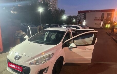 Peugeot 308 II, 2012 год, 499 999 рублей, 11 фотография