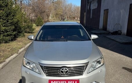 Toyota Camry, 2013 год, 1 800 000 рублей, 13 фотография