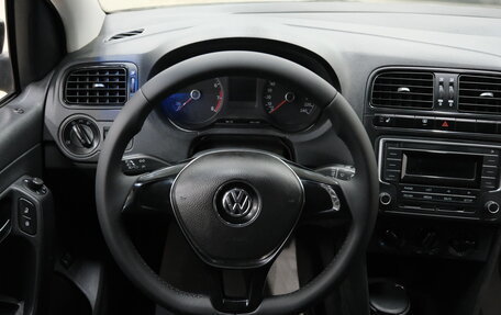 Volkswagen Polo VI (EU Market), 2016 год, 799 000 рублей, 14 фотография