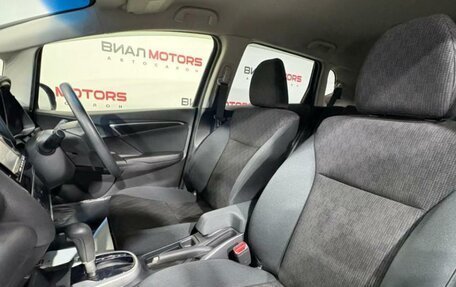 Honda Fit III, 2014 год, 1 250 000 рублей, 16 фотография