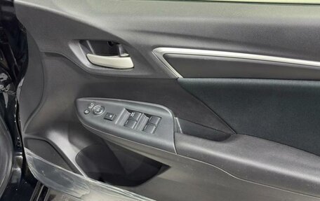 Honda Fit III, 2014 год, 1 250 000 рублей, 23 фотография