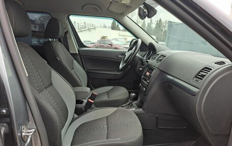 Skoda Yeti I рестайлинг, 2015 год, 1 219 000 рублей, 13 фотография