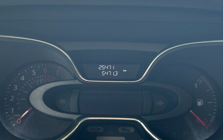 Renault Kaptur I рестайлинг, 2018 год, 1 800 000 рублей, 11 фотография