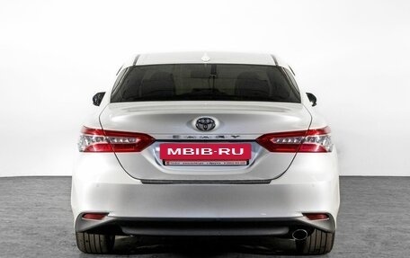 Toyota Camry, 2020 год, 2 660 000 рублей, 4 фотография