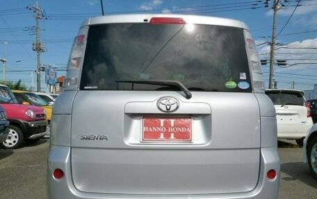 Toyota Sienta I, 2014 год, 764 000 рублей, 15 фотография