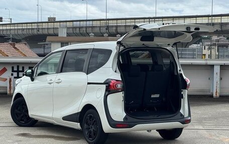 Toyota Sienta II, 2021 год, 1 200 995 рублей, 7 фотография