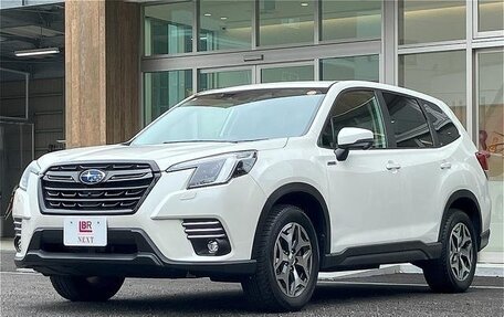 Subaru Forester, 2022 год, 1 990 000 рублей, 3 фотография