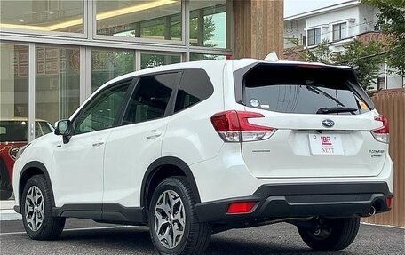 Subaru Forester, 2022 год, 1 990 000 рублей, 5 фотография