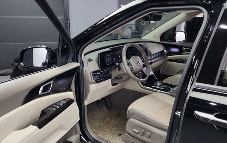 KIA Carnival, 2021 год, 2 800 000 рублей, 8 фотография