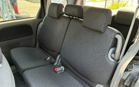 Toyota Sienta I, 2012 год, 739 000 рублей, 21 фотография