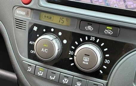 Toyota Sienta I, 2012 год, 739 000 рублей, 11 фотография