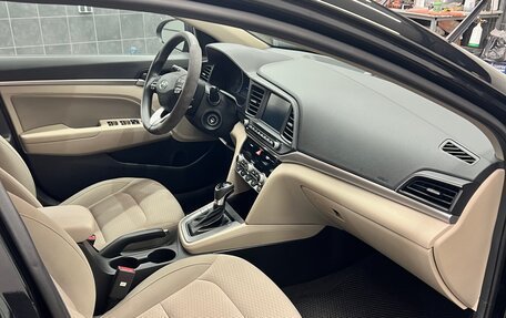 Hyundai Elantra VI рестайлинг, 2020 год, 1 690 000 рублей, 6 фотография