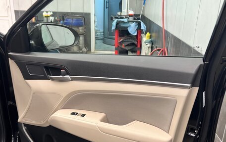 Hyundai Elantra VI рестайлинг, 2020 год, 1 690 000 рублей, 8 фотография