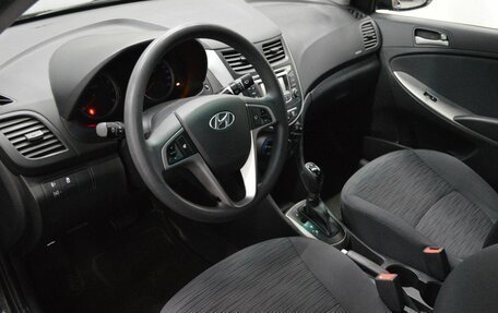 Hyundai Solaris II рестайлинг, 2016 год, 1 100 000 рублей, 10 фотография