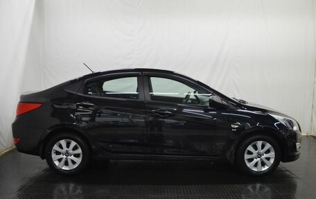 Hyundai Solaris II рестайлинг, 2016 год, 1 100 000 рублей, 4 фотография