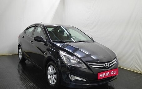 Hyundai Solaris II рестайлинг, 2016 год, 1 100 000 рублей, 3 фотография