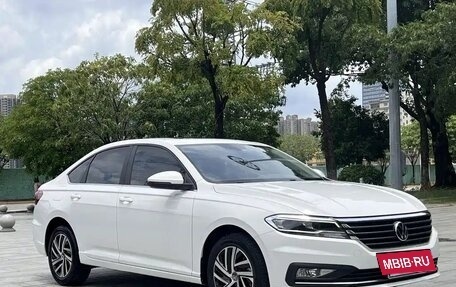 Volkswagen Lavida, 2022 год, 1 390 007 рублей, 3 фотография