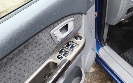 KIA Carens I (RS), 2003 год, 300 000 рублей, 12 фотография