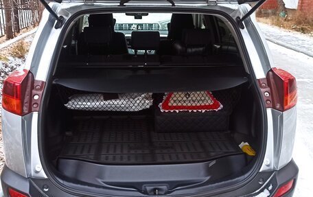 Toyota RAV4, 2012 год, 1 990 000 рублей, 3 фотография