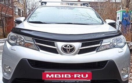 Toyota RAV4, 2012 год, 1 990 000 рублей, 7 фотография