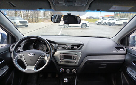 KIA Rio III рестайлинг, 2016 год, 900 000 рублей, 17 фотография