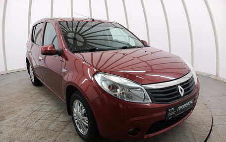 Renault Sandero I, 2014 год, 750 000 рублей, 3 фотография
