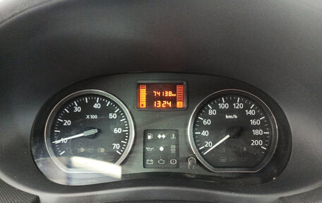 Renault Sandero I, 2014 год, 750 000 рублей, 16 фотография