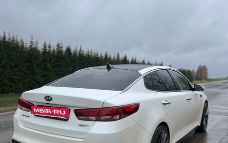 KIA Optima IV, 2017 год, 2 210 000 рублей, 11 фотография