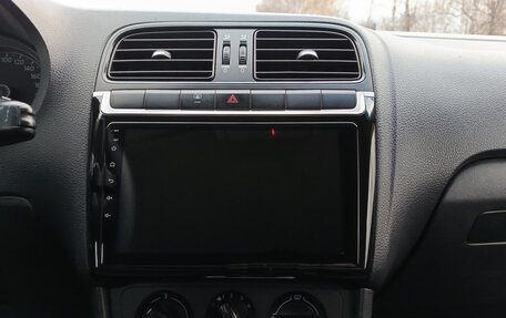 Volkswagen Polo VI (EU Market), 2020 год, 1 078 000 рублей, 18 фотография